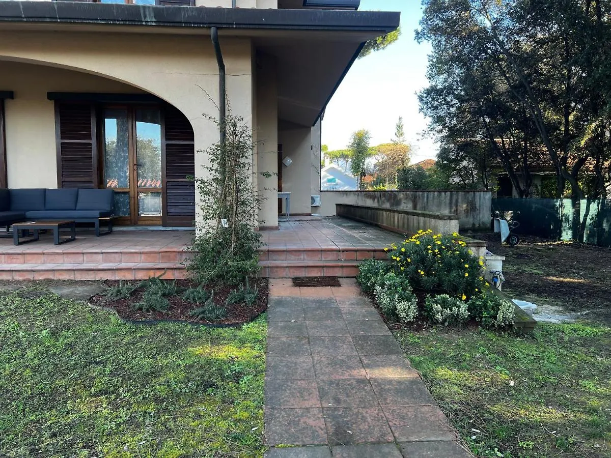 Villa Gabry E Villa Fiorita Camaiore