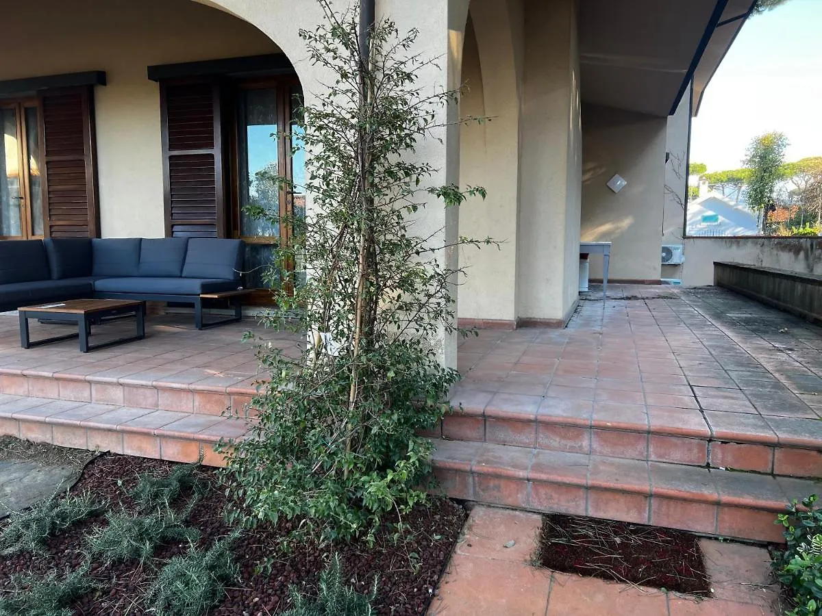 Villa Gabry E Villa Fiorita Camaiore Italy
