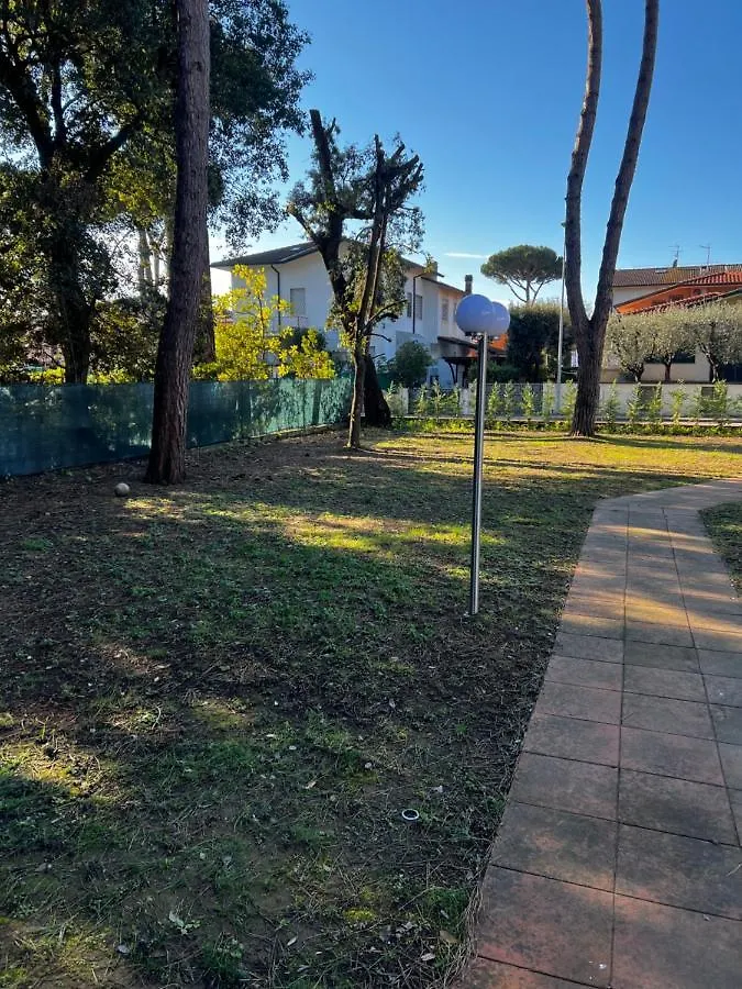קמאיורה Villa Gabry E Villa Fiorita